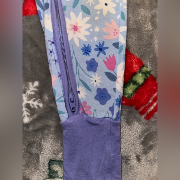 Little Sleepies Floral Zippy - Picture 2 of 5